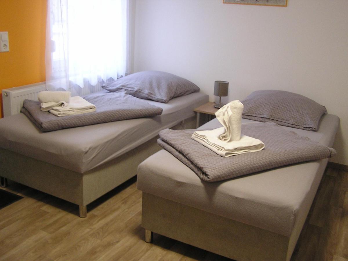 דירות נאומבורג Haus Thomas II מראה חיצוני תמונה